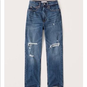 A&F Curve Love Ankle Straight Jeans, Size 27